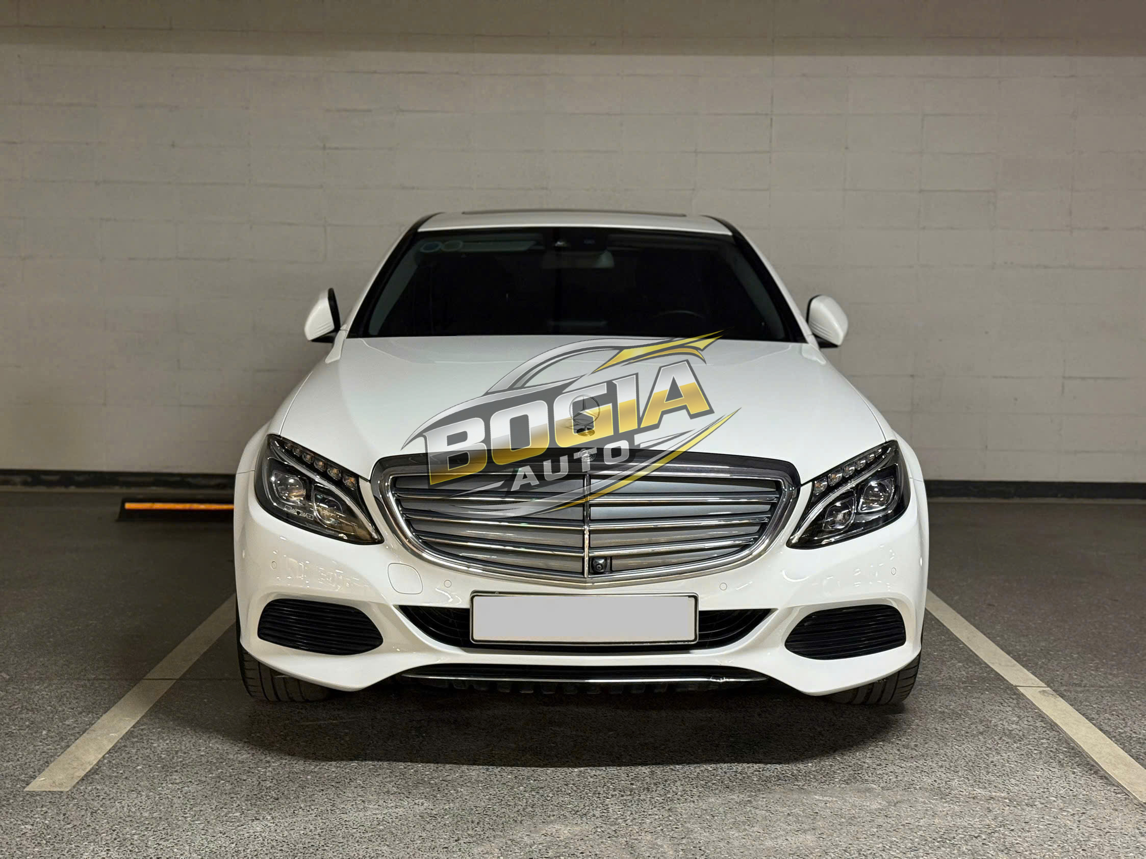 C250-Exclusive-2018-mat-truoc