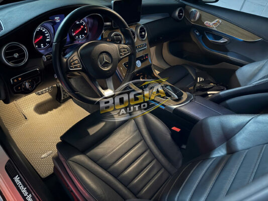 C250-Exclusive-2018.noi-that-truoc