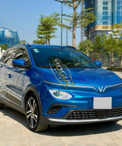 Vinfast-E34-2022-mat-truoc-trai