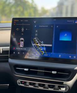 Vinfast-VF6S-2024-man-hinh-led